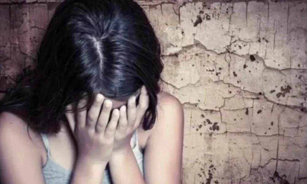 Πάτρα: Έξαλλη η μητέρα της 14χρονης που κατήγγειλε τον πυγμάχο για σεξουαλική παρενόχληση